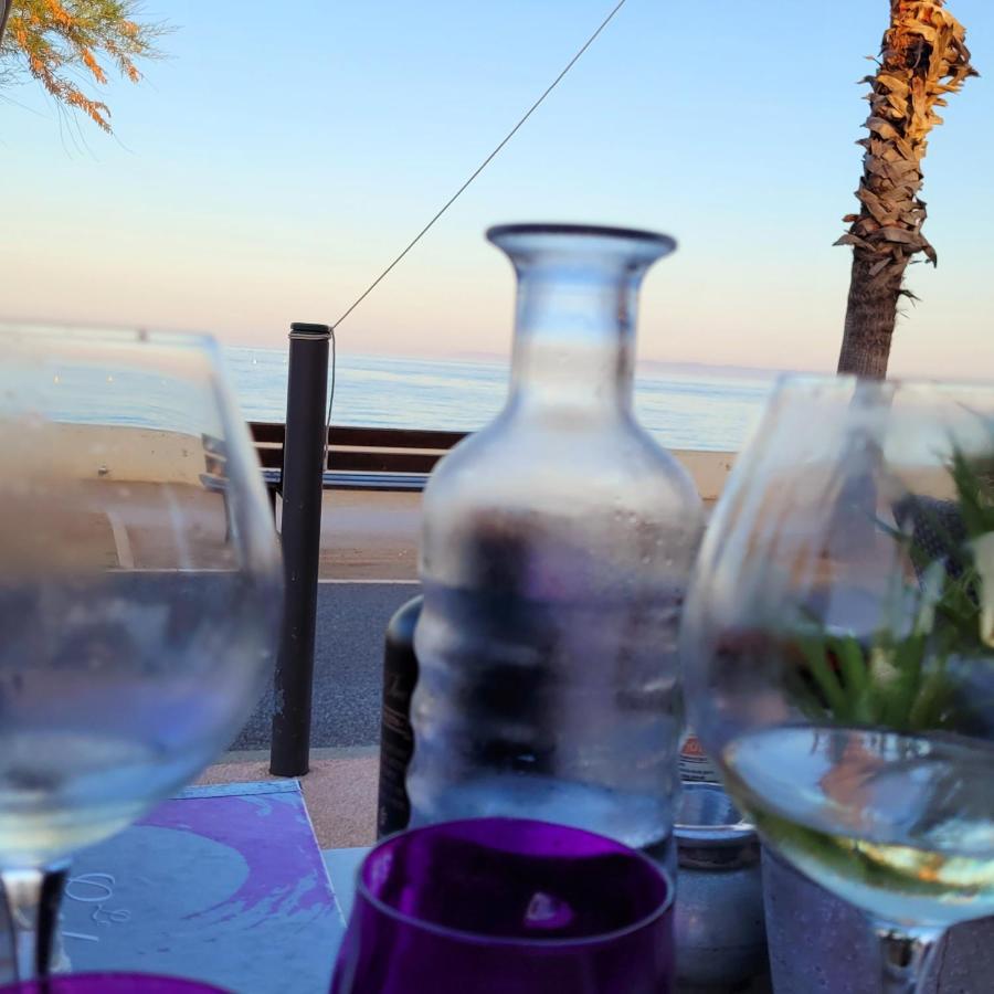 Mobile-Home Hyeres Var Climatise Dans Camping Avec Piscine Jusqu'A 6 Personnes Экстерьер фото