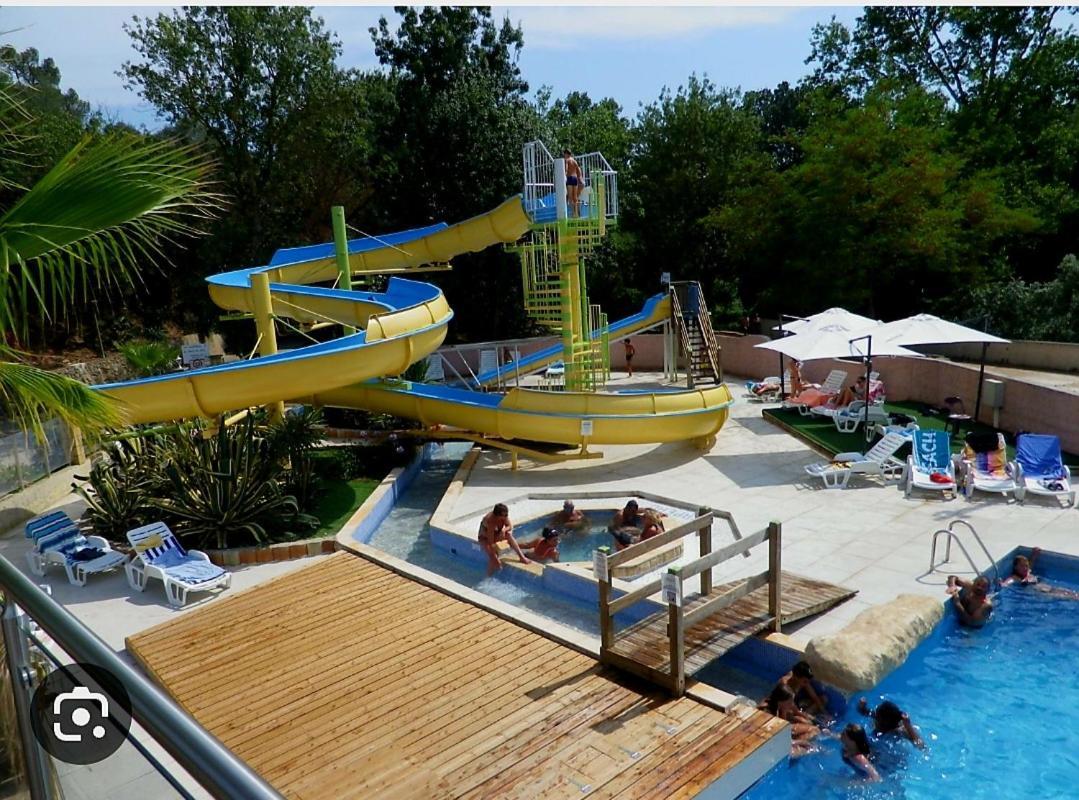 Mobile-Home Hyeres Var Climatise Dans Camping Avec Piscine Jusqu'A 6 Personnes Экстерьер фото